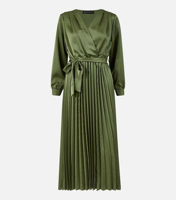 Yumi Green Satin Pleated Midi Wrap ...